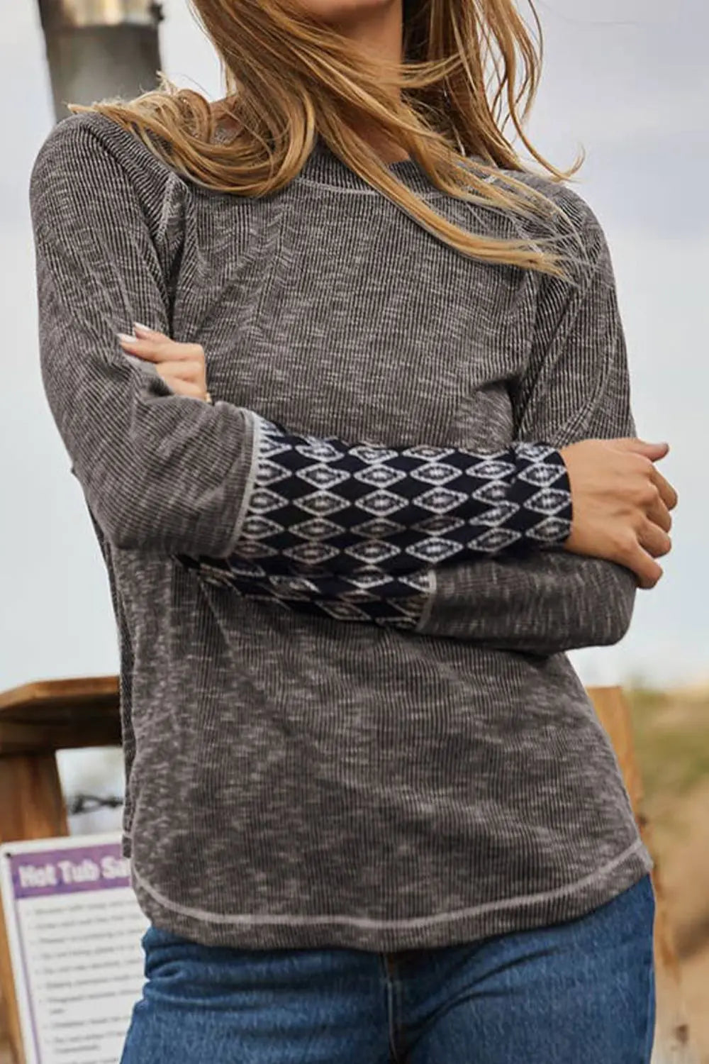Geometric Round Neck Long Sleeve Top – Trendsi | ClozArt