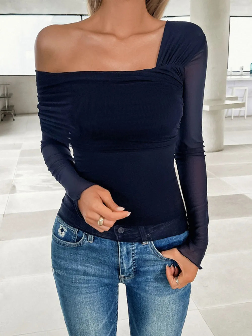 Devine Ruched Asymmetrical Long Sleeve T-Shirt – Trendsi | ClozArt