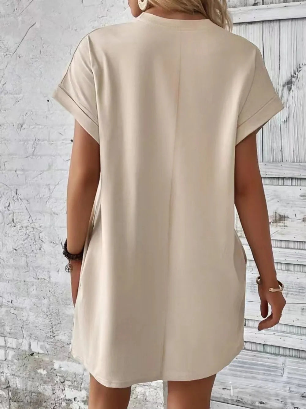 Pocketed Round Neck Short Sleeve Dress – Trendsi | ClozArt