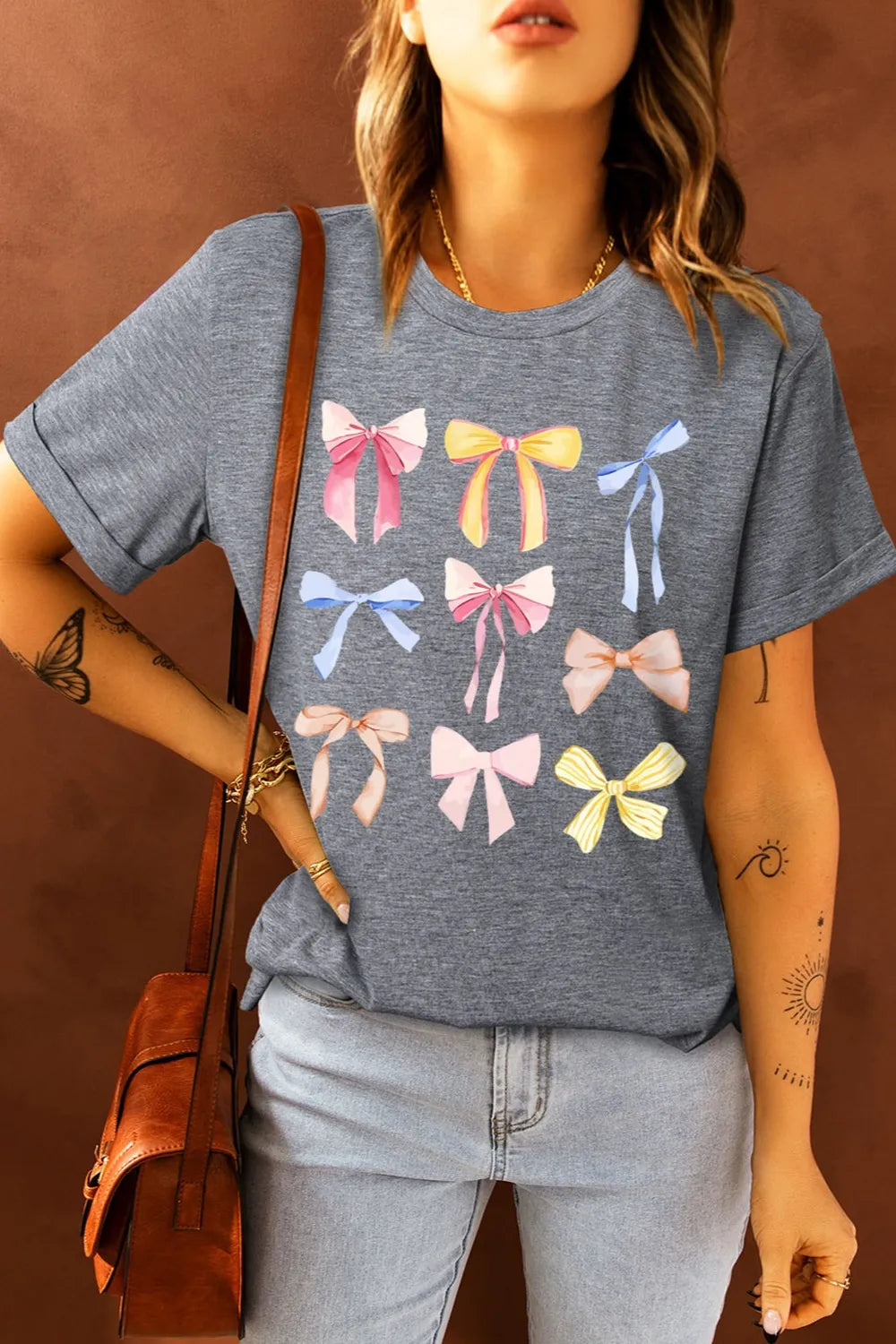 Bow Graphic Round Neck Short Sleeve T-Shirt – Trendsi | ClozArt