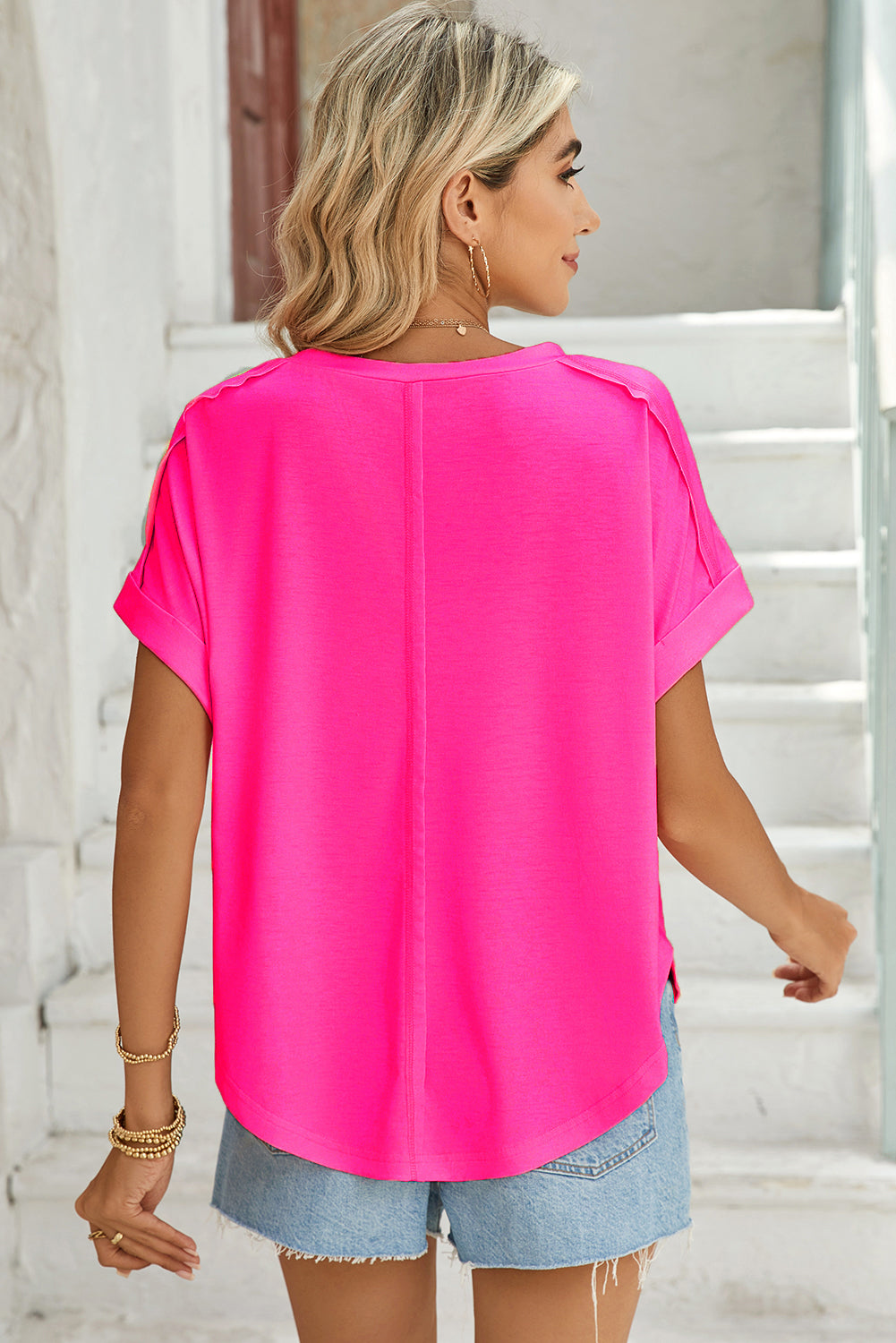 Green & Rosy Colorblock Exposed Seam Tee – Shewin | ClozArt