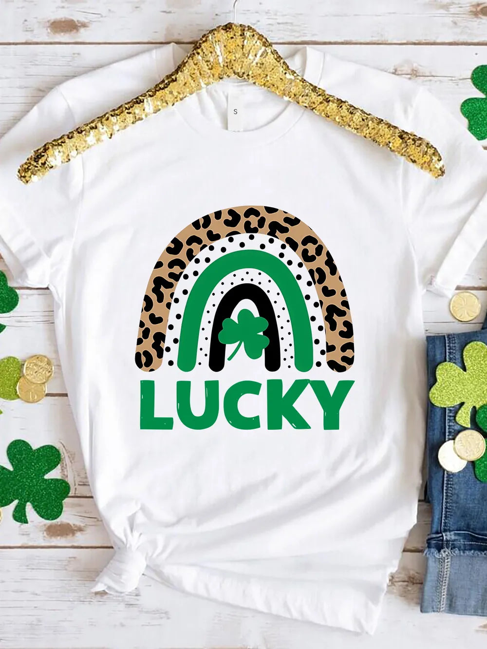 LUCKY Round Neck Short Sleeve T-Shirt – Trendsi | ClozArt