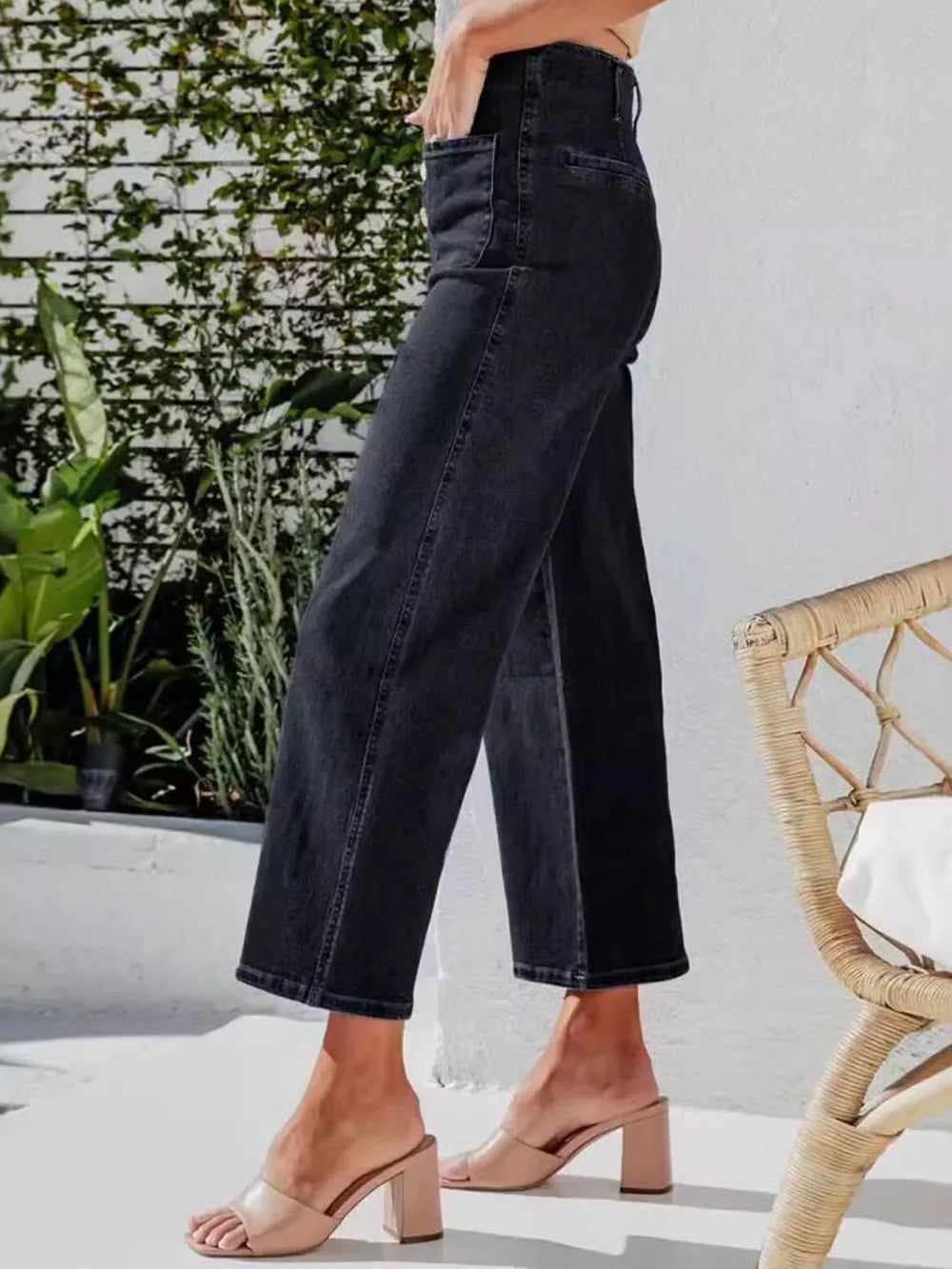 Button Fly Cropped Jeans with Pockets – Trendsi | ClozArt