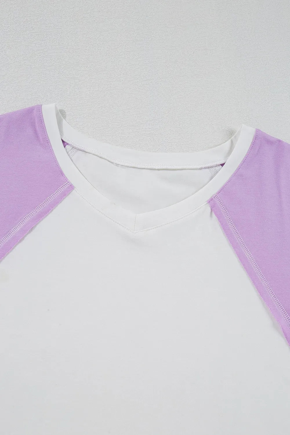 Color Block Patchwork V Neck Exposed Seam High Low T Shirt – Trendsi | ClozArt