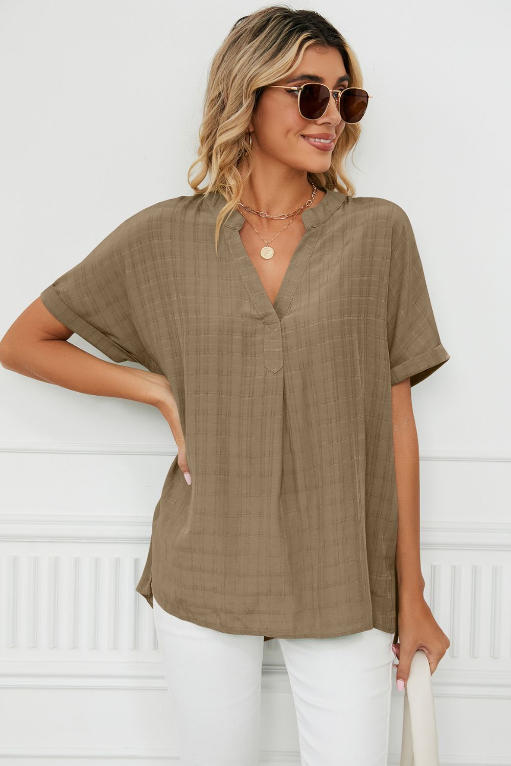 Side Slit Notched Neck Cuffed Short Sleeve Blouse – Trendsi | ClozArt