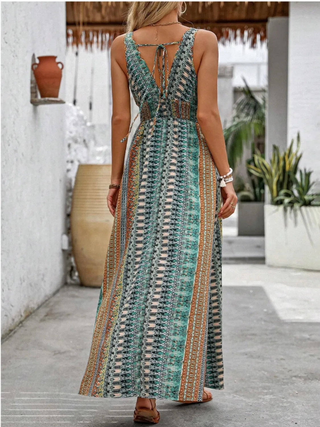 Tied Back Printed Sleeveless Maxi Slit Dress – Trendsi | ClozArt