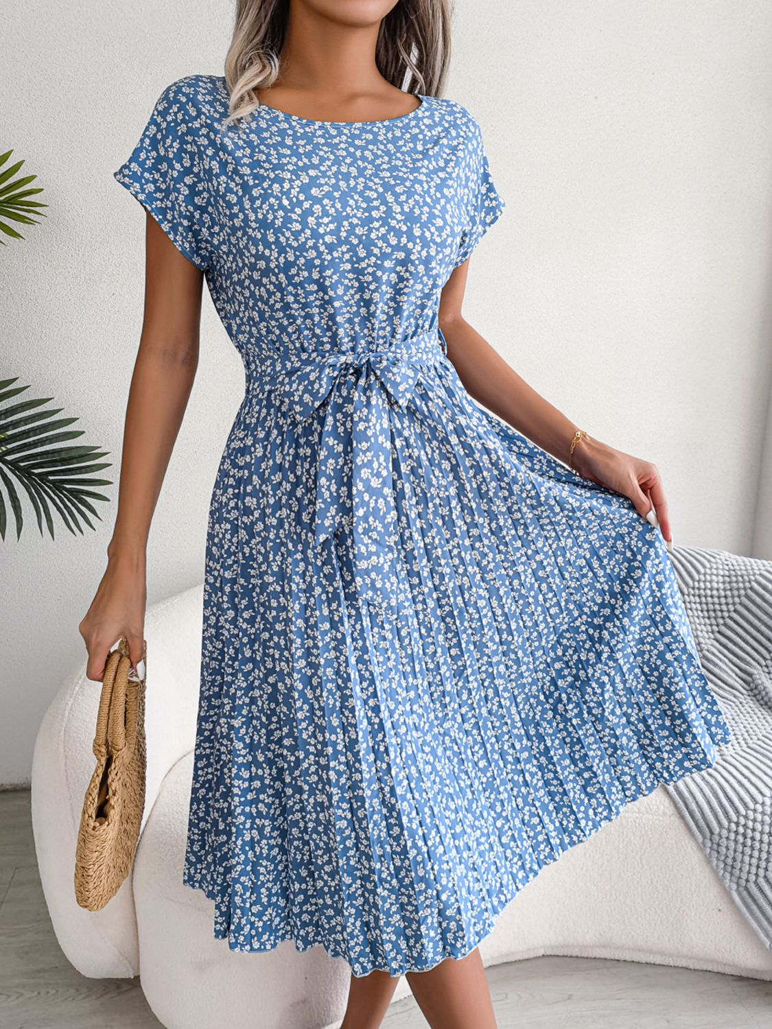 Ditsy Floral Pleated Belted Dress – Trendsi | ClozArt