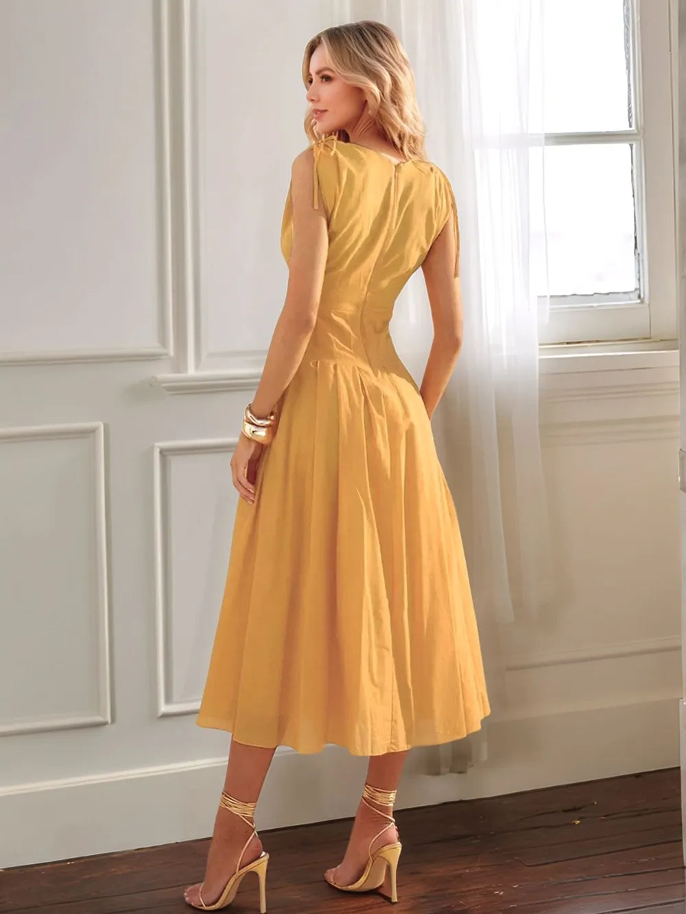 Pleated Detail V-Neck Cap Sleeve Midi Dress – Trendsi | ClozArt