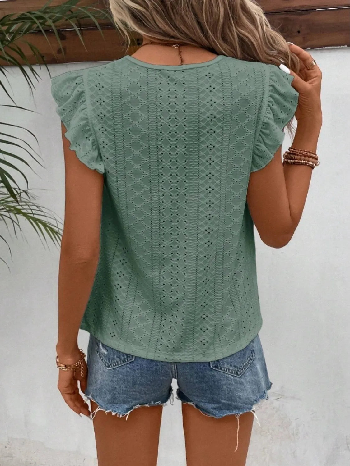 Eyelet Round Neck Cap Sleeve Top – Trendsi | ClozArt