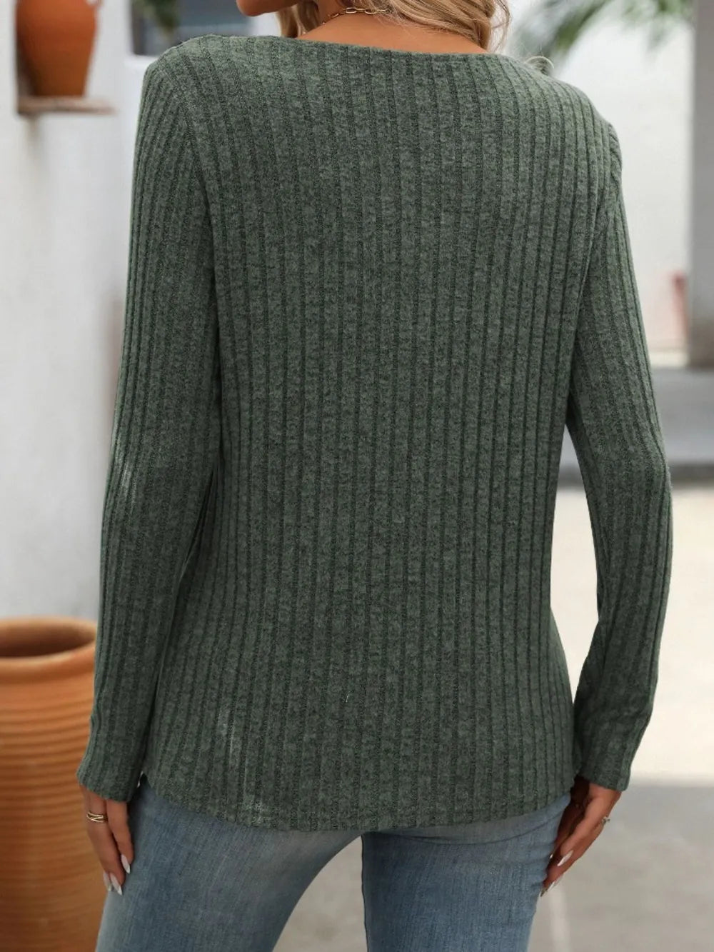 Mandy Ribbed V-Neck Long Sleeve T-Shirt – Trendsi | ClozArt