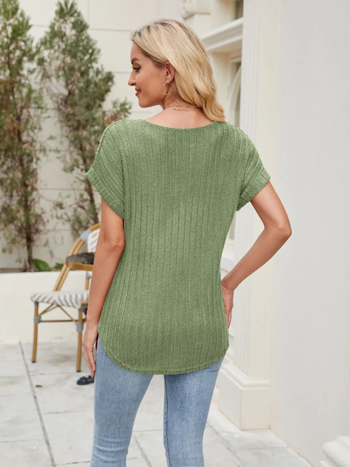 Round Neck Short Sleeve T-Shirt – Trendsi | ClozArt