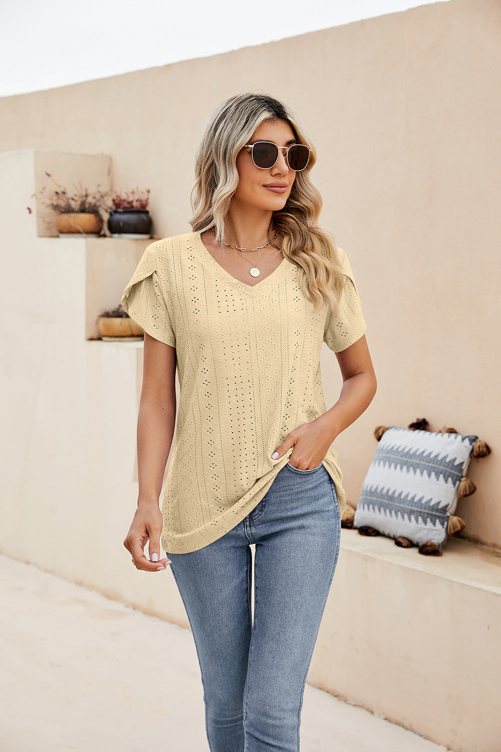 Eyelet Petal Sleeve V-Neck Knit Top – Trendsi | ClozArt