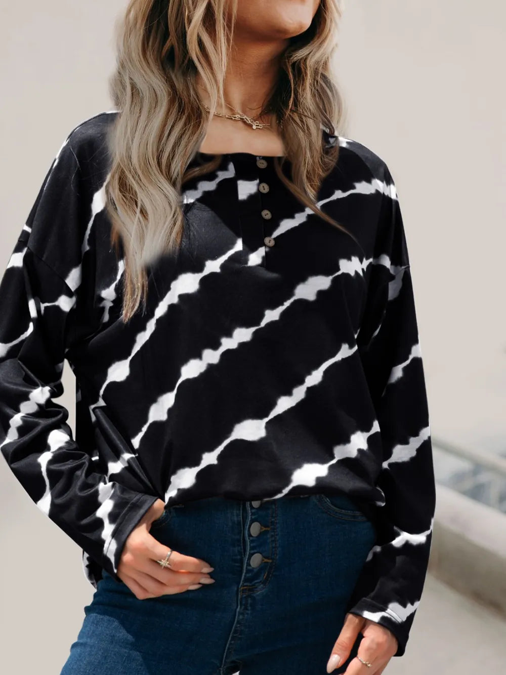 Striped Round Neck Long Sleeve T-Shirt – Trendsi | ClozArt