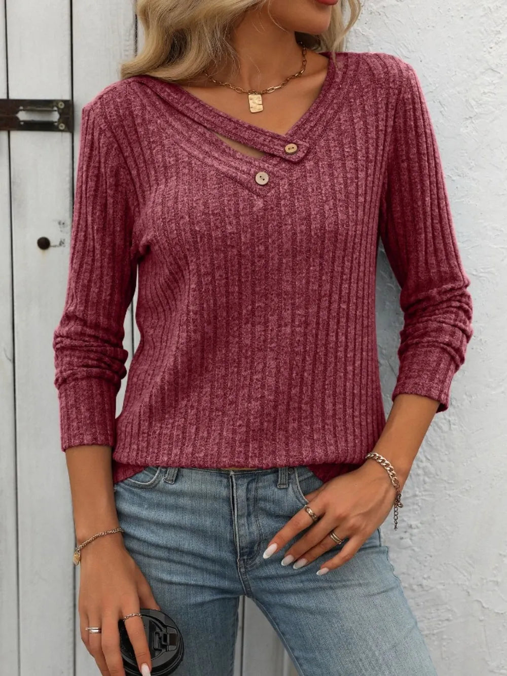 Mandy Ribbed V-Neck Long Sleeve T-Shirt – Trendsi | ClozArt