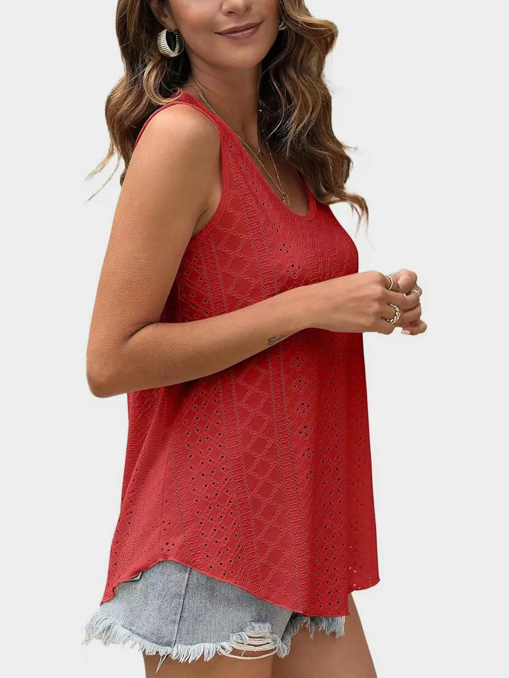 Florira Eyelet Round Neck Tank – Trendsi | ClozArt