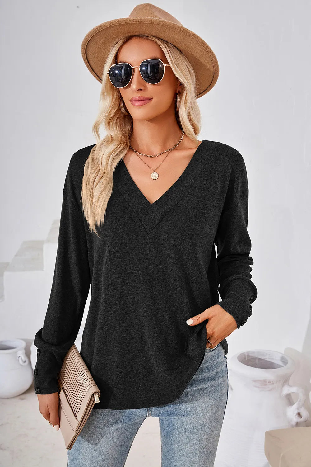V-Neck Dropped Shoulder T-Shirt – Trendsi | ClozArt
