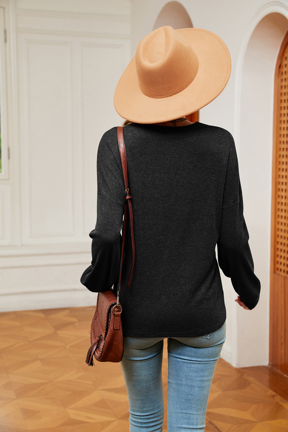 Contrast V-Neck Long Sleeve Blouse – Trendsi | ClozArt