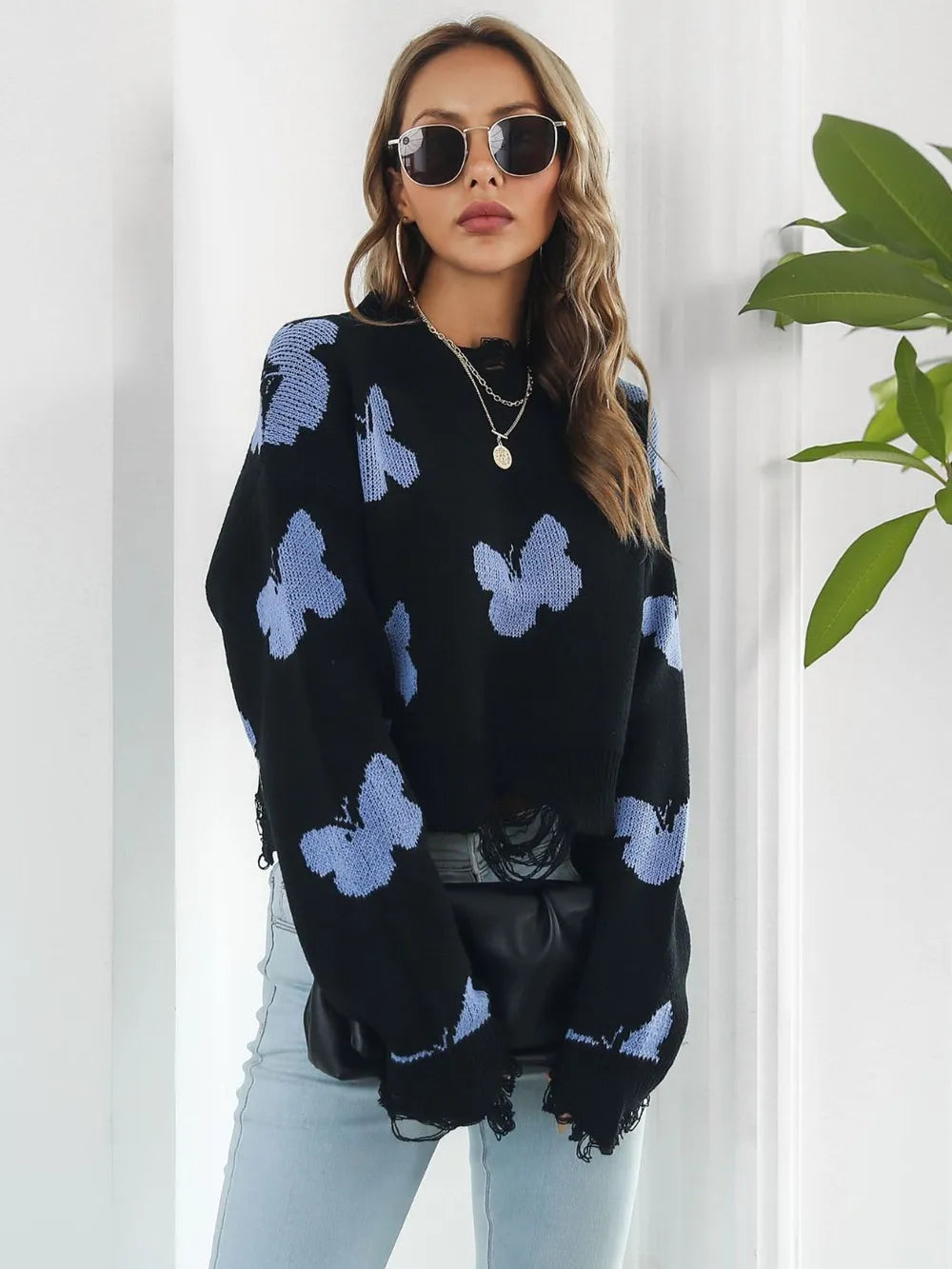 Distressed Butterfly Cropped Sweater – Trendsi | ClozArt
