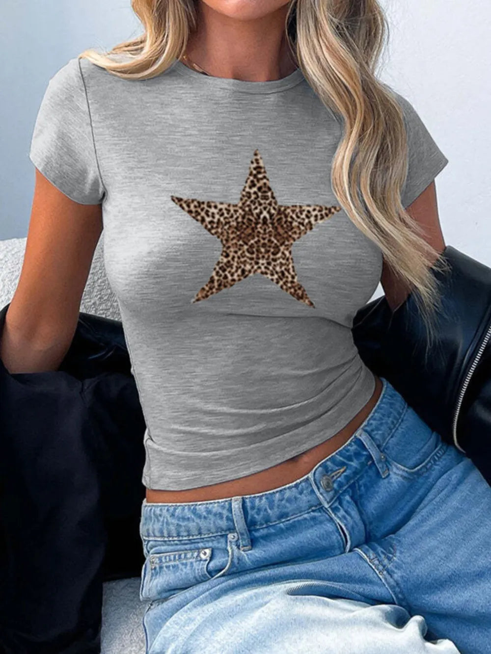 Devine Star Round Neck Short Sleeve T-Shirt – Trendsi | ClozArt