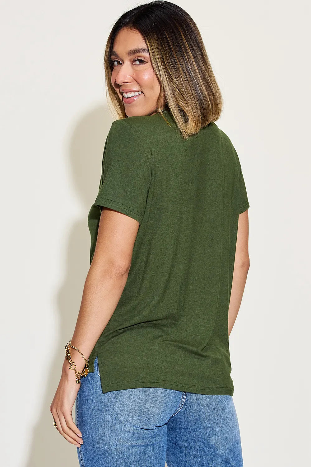 Basic Bae Full Size V-Neck High-Low T-Shirt – Trendsi | ClozArt
