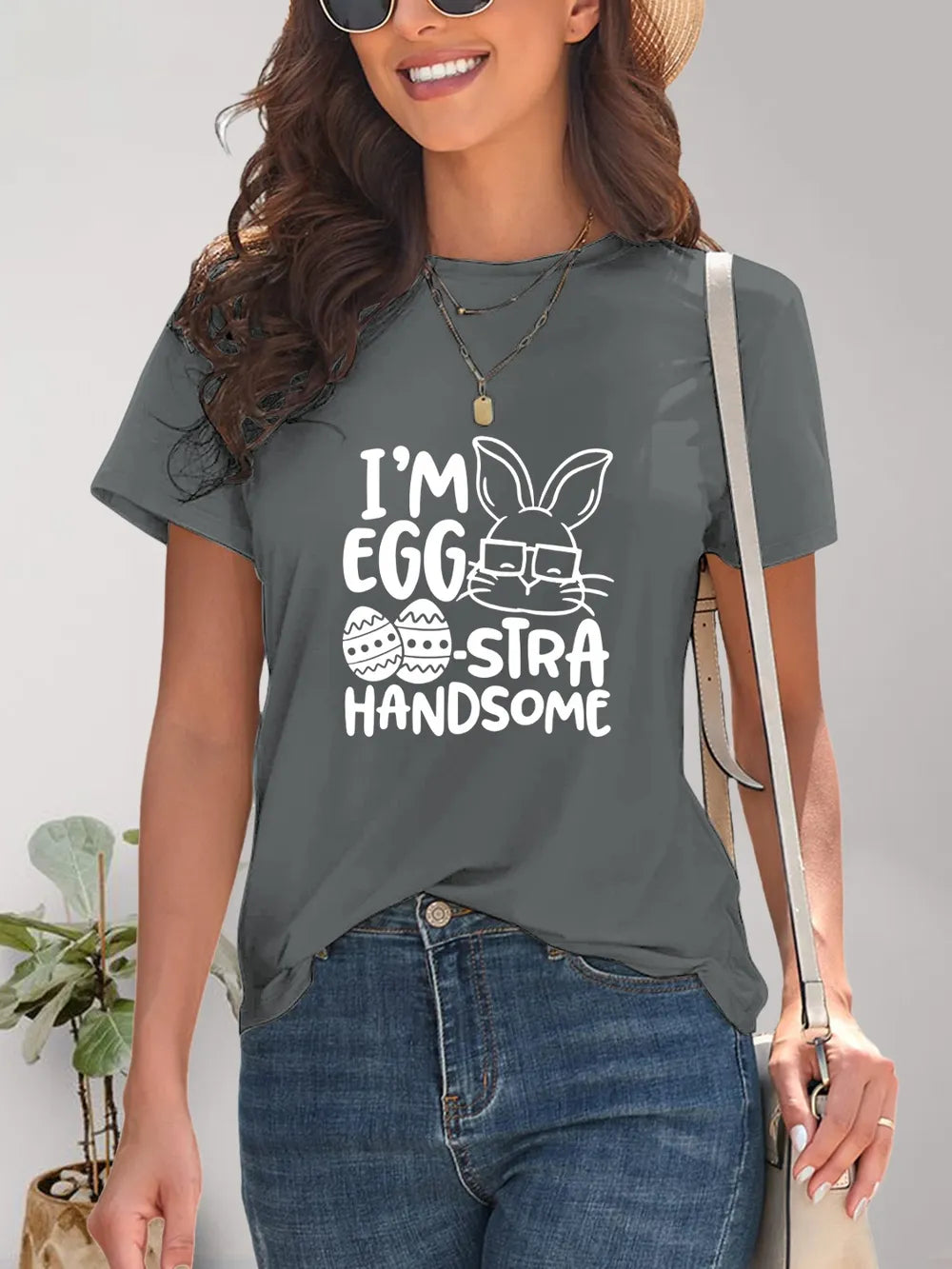 Graphic Round Neck Short Sleeve T-Shirt – Trendsi | ClozArt