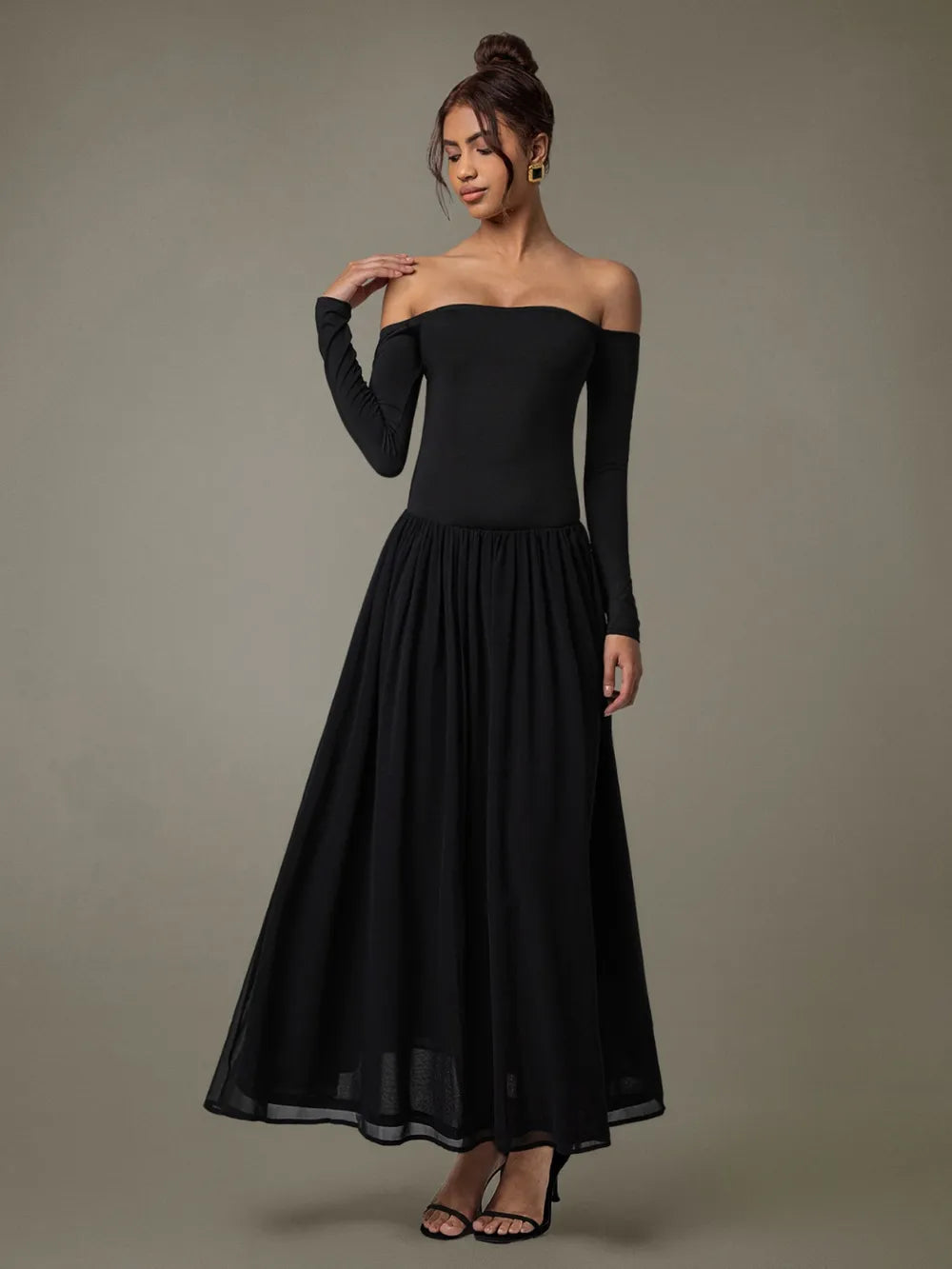 Off Shoulder Long Sleeve Maxi Dress – Trendsi | ClozArt