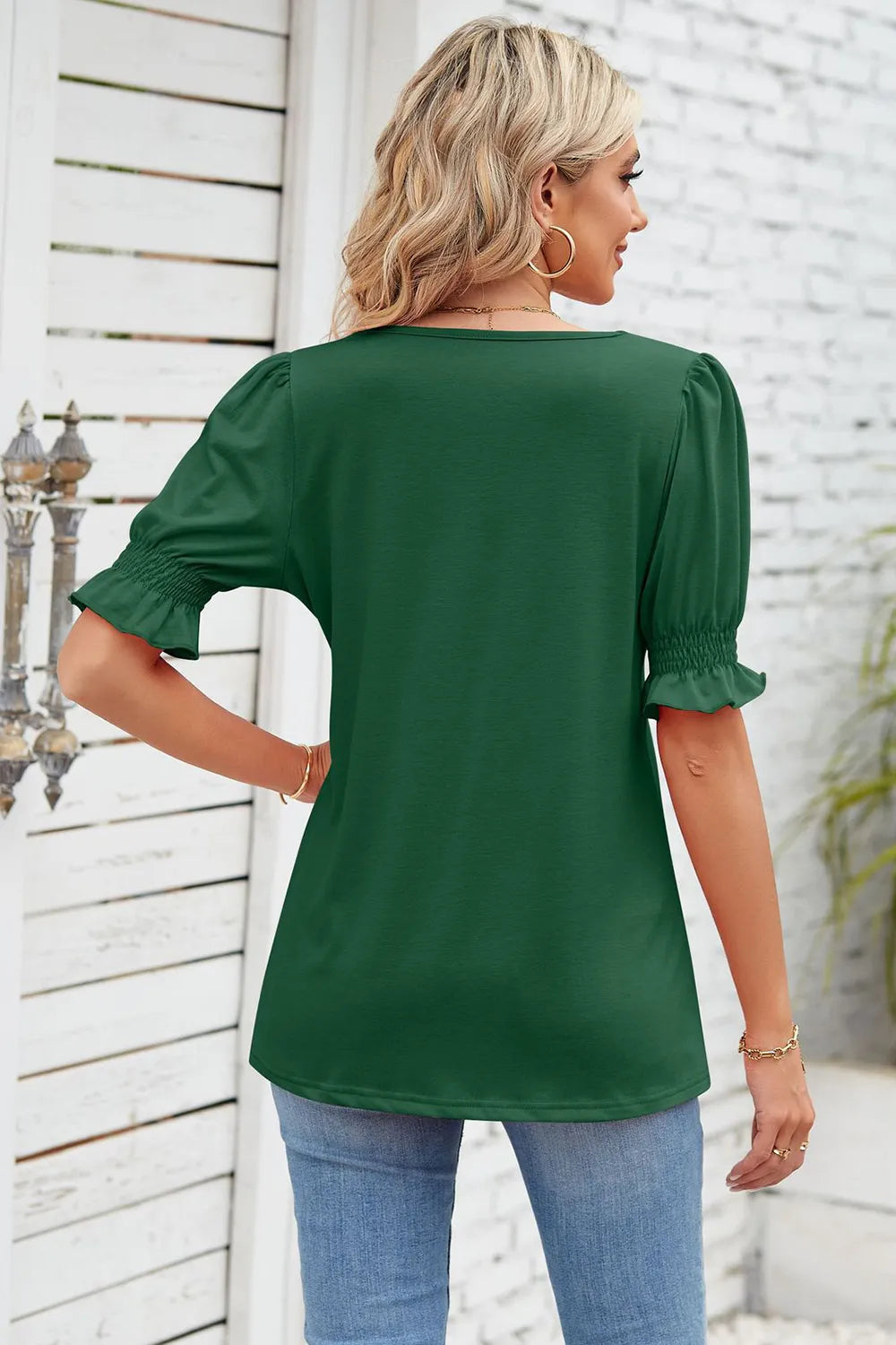 Smocked Square Neck Short Sleeve T-Shirt – Trendsi | ClozArt