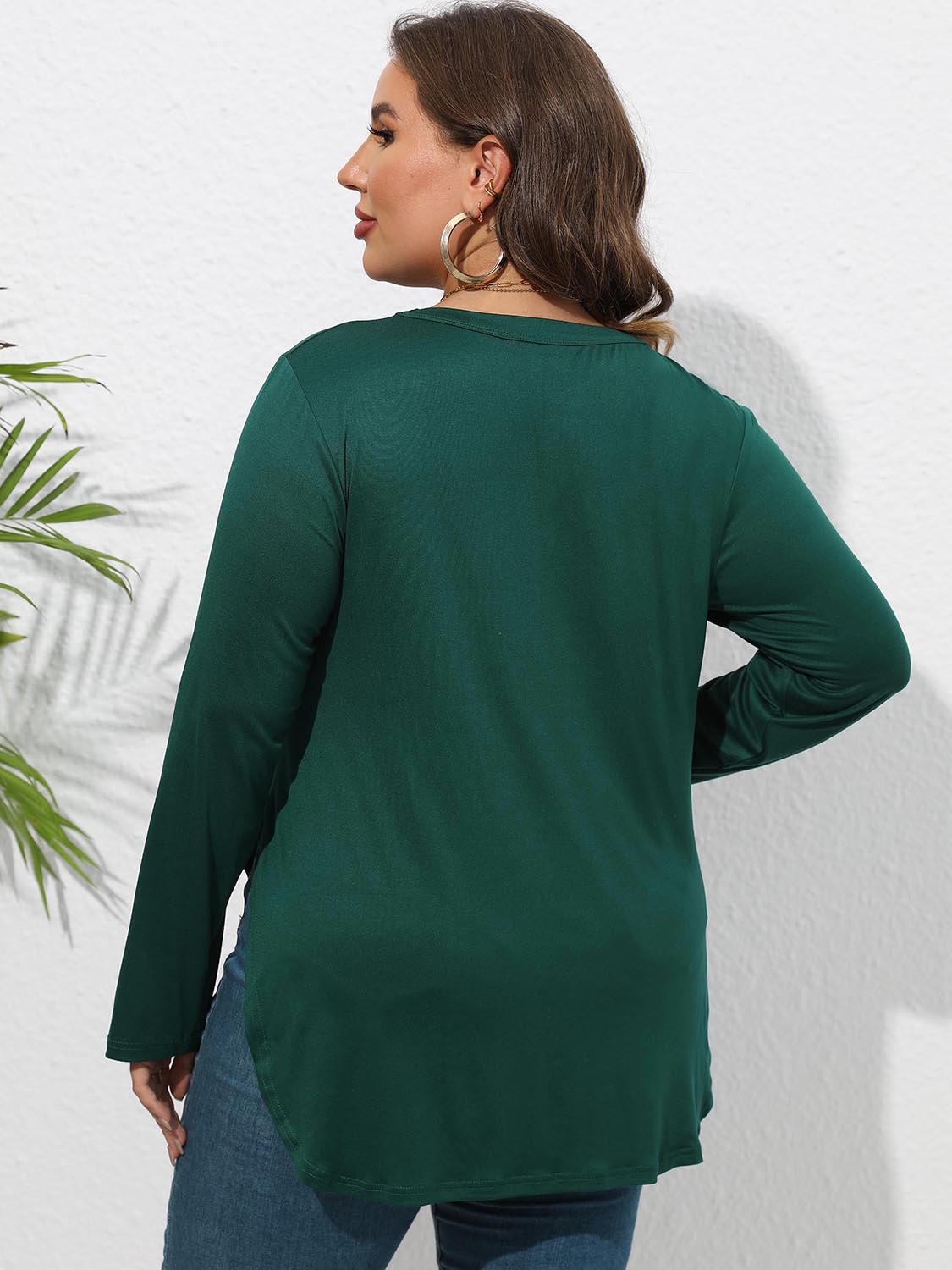 Plus Size Round Neck Long Sleeve Slit T-Shirt – Trendsi | ClozArt