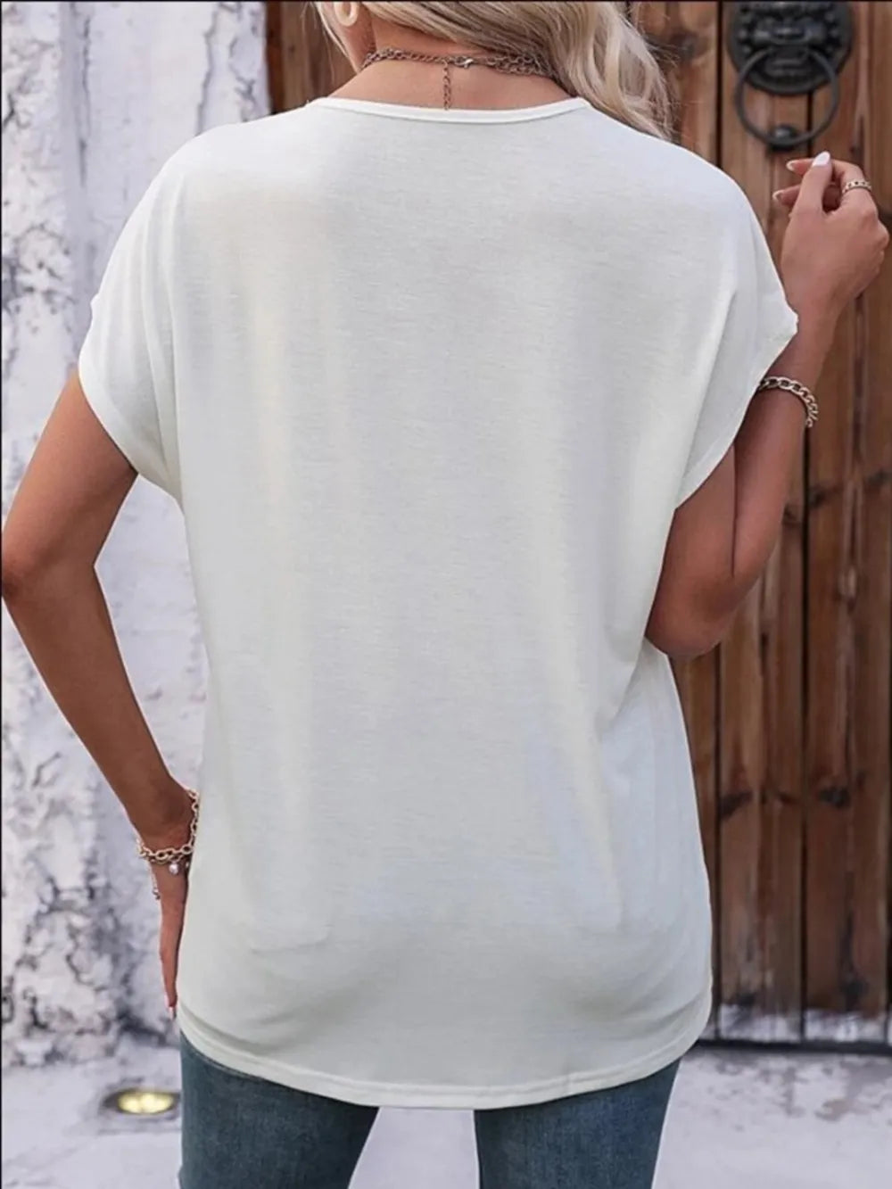 Heathered V-Neck Short Sleeve T-Shirt – Trendsi | ClozArt