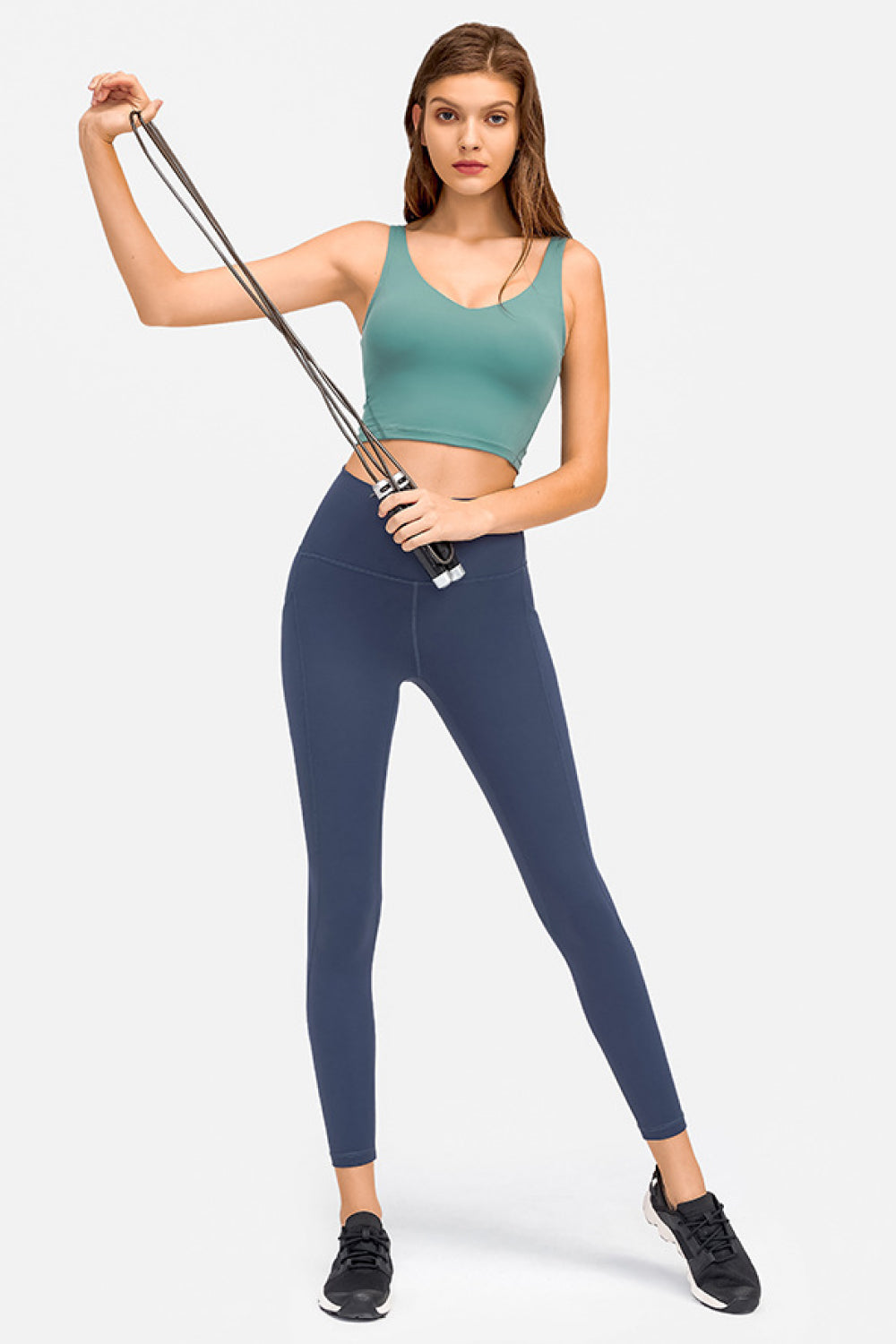 Millennia Deep V-Neck Crop Sports Bra – Trendsi | ClozArt