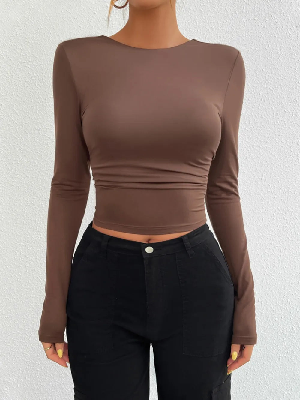 Devine Backless Round Neck Long Sleeve T-Shirt – Trendsi | ClozArt