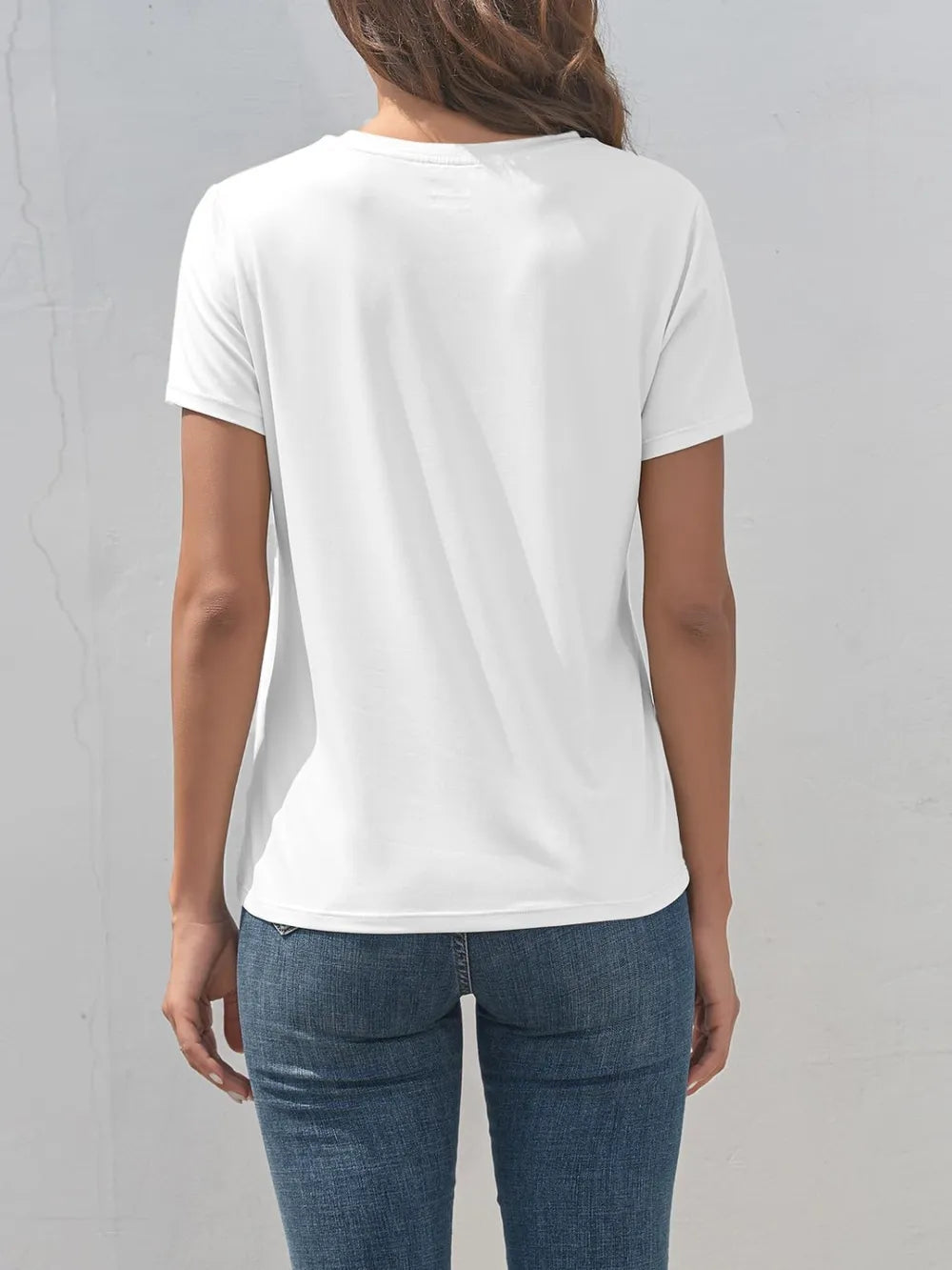 Graphic Round Neck Short Sleeve T-Shirt – Trendsi | ClozArt