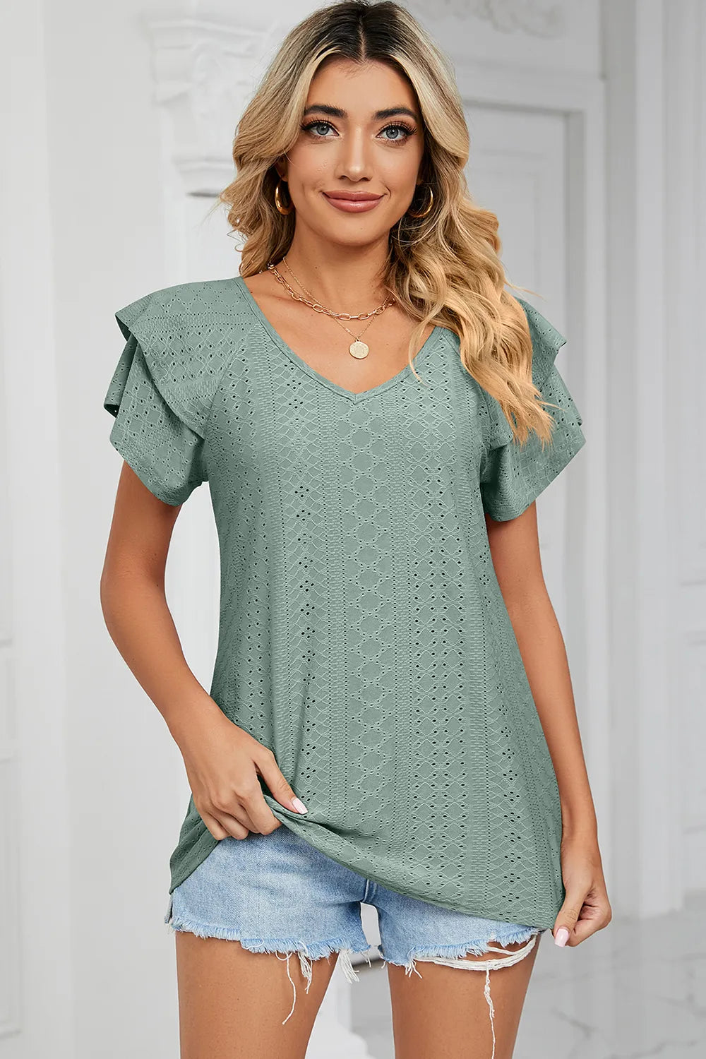 Eyelet V-Neck Short Sleeve T-Shirt – Trendsi | ClozArt