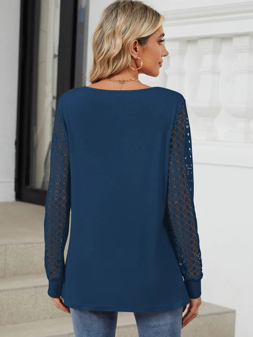 Cutout Round Neck Long Sleeve T-Shirt – Trendsi | ClozArt
