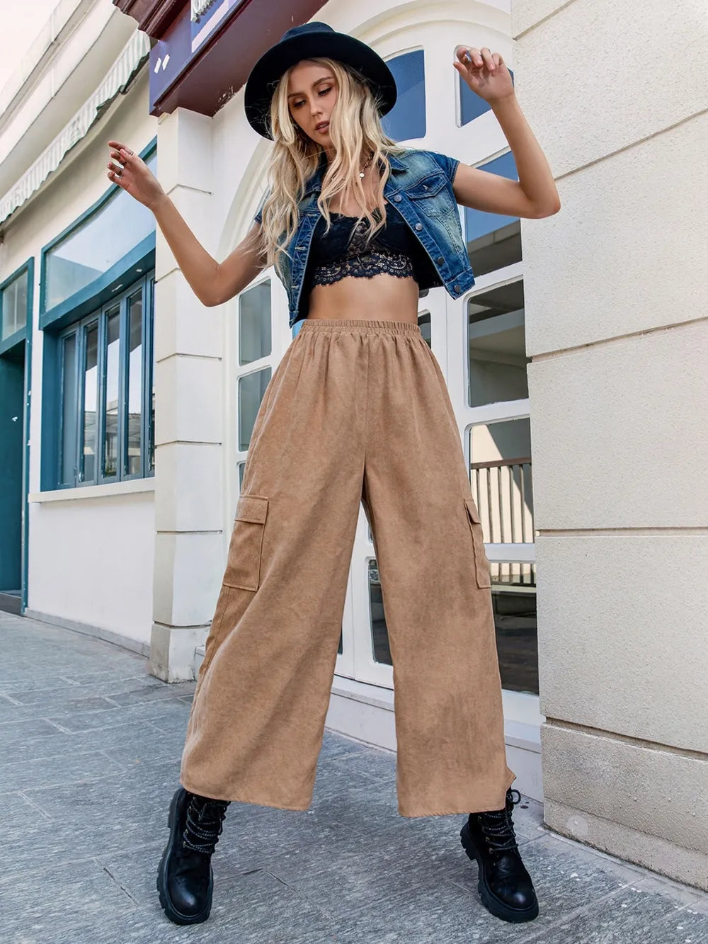 Pocketed Wide Leg Elastic Waist Pants – Trendsi | ClozArt