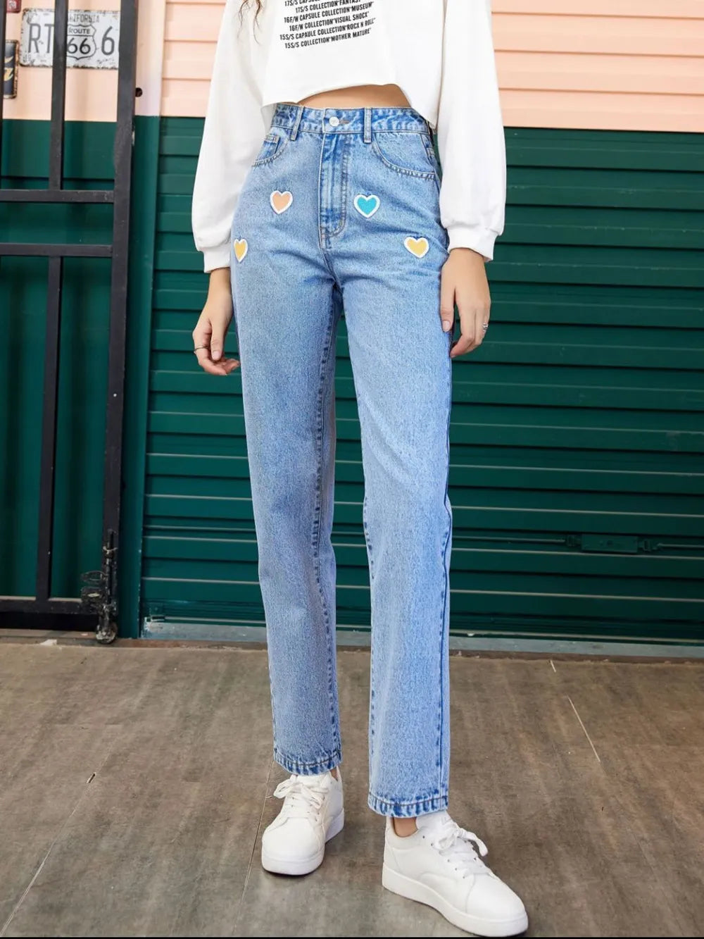 Heart Straight Leg Jeans with Pockets – Trendsi | ClozArt
