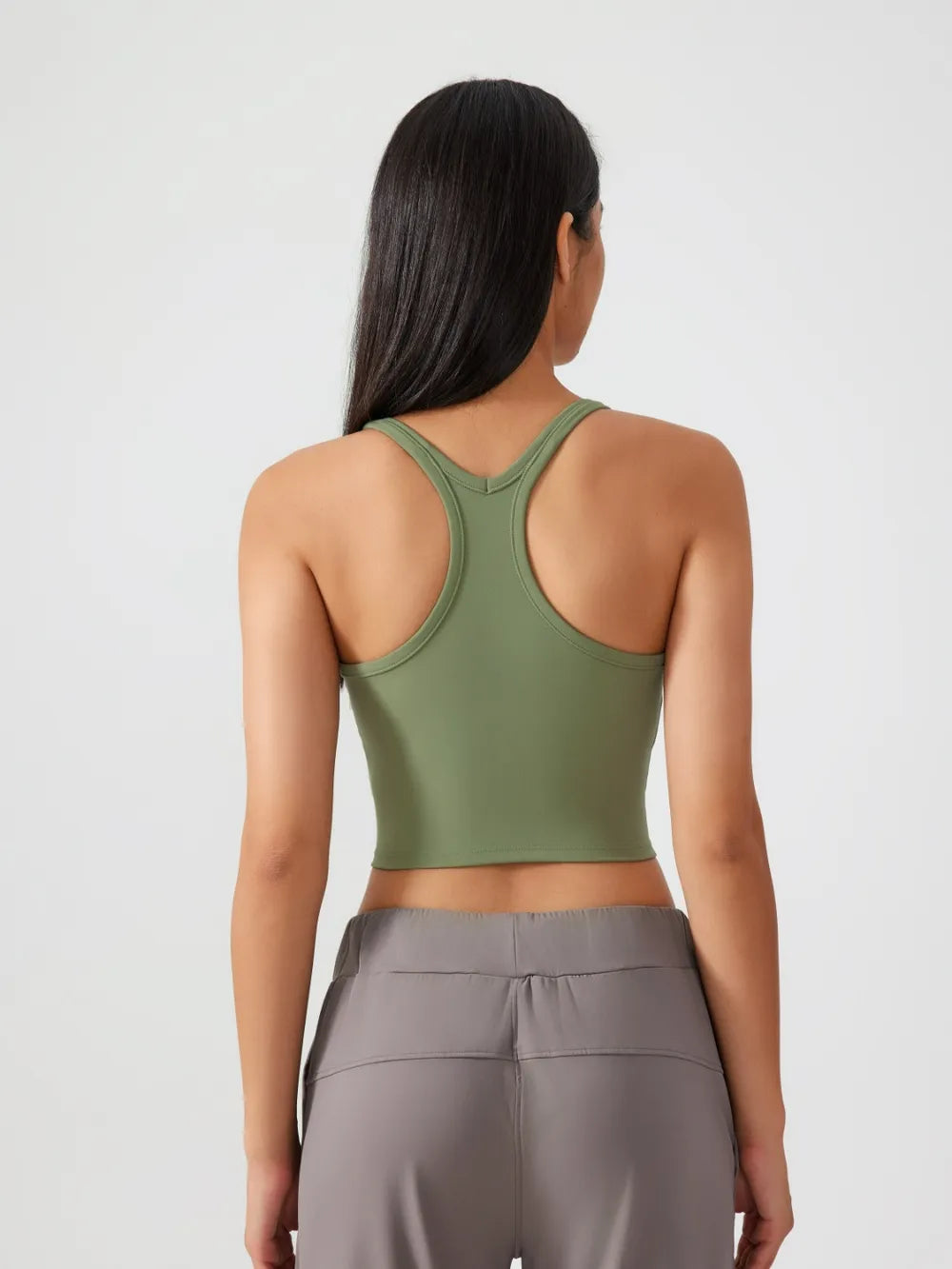 Millennia Scoop Neck Active Tank with Detachable Chest Pads – Trendsi | ClozArt