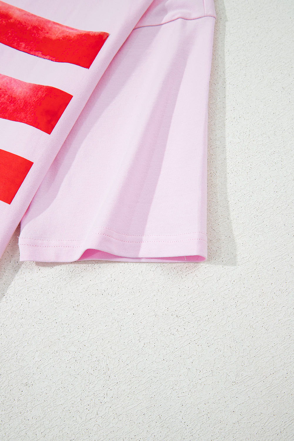 White Flag Bow Graphic Crewneck Tee – Shewin | ClozArt