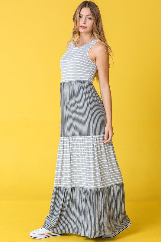 Plus Sleeveless Stripe Tiered Maxi Dress – EG fashion | ClozArt