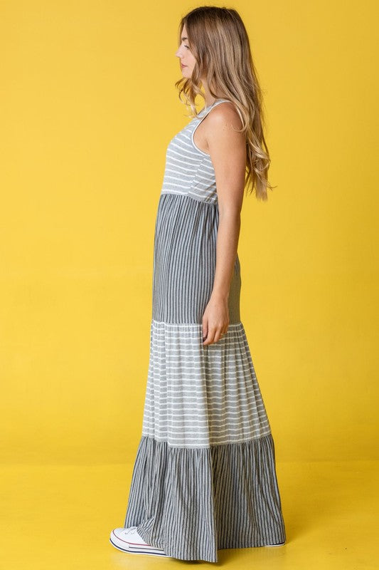 Plus Sleeveless Stripe Tiered Maxi Dress – EG fashion | ClozArt