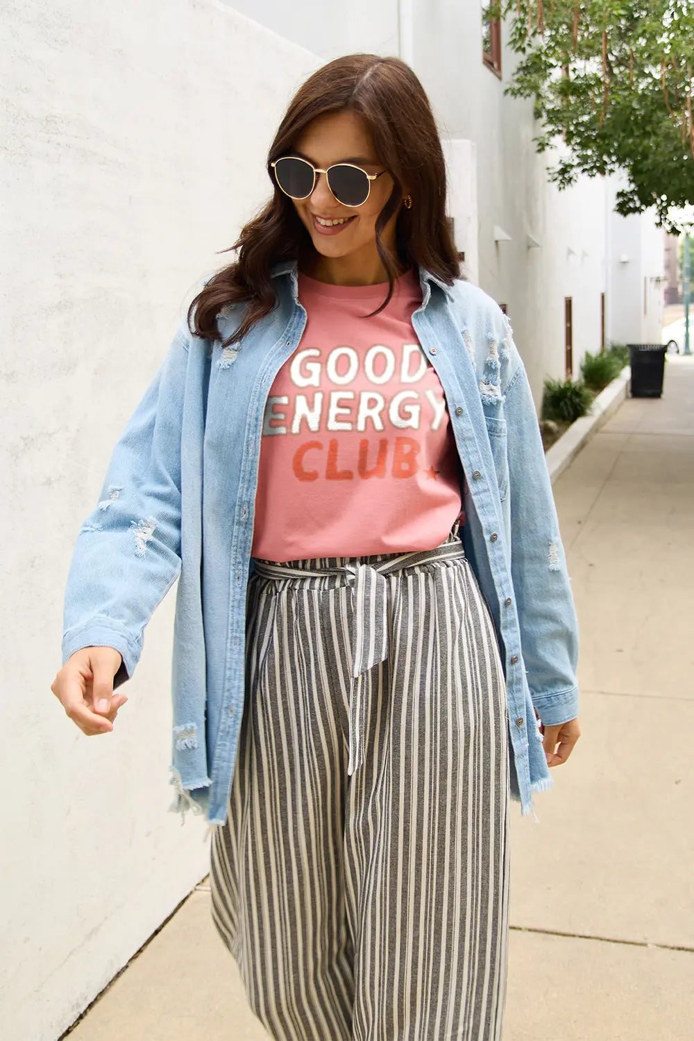 Simply Love Full Size GOOD ENERGY CLUB Short Sleeve T-Shirt – Trendsi | ClozArt