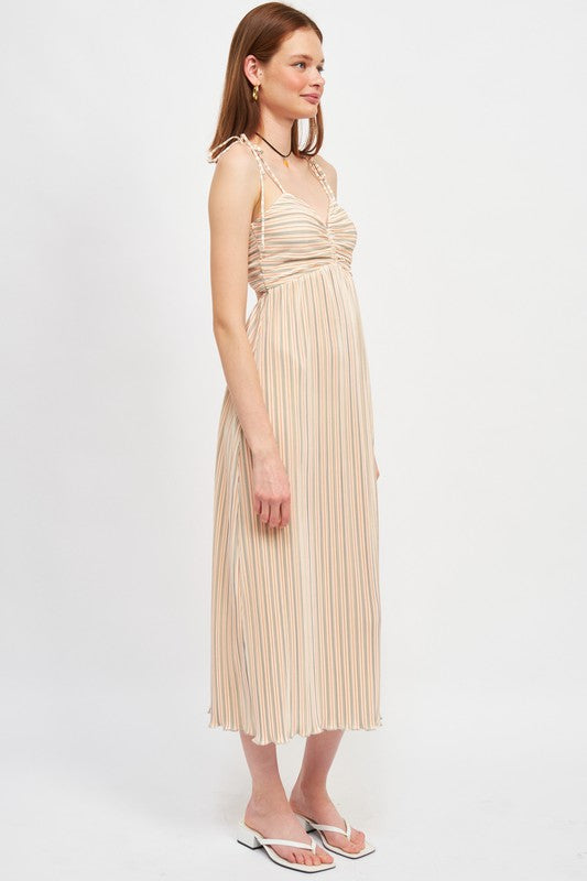 SPAGHTETTI STRAP MAXI DRESS – Emory Park | ClozArt