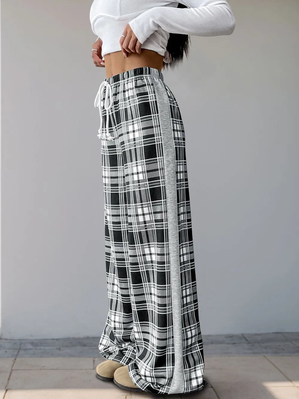 Perfee Drawstring Plaid Wide Leg Pants – Trendsi | ClozArt