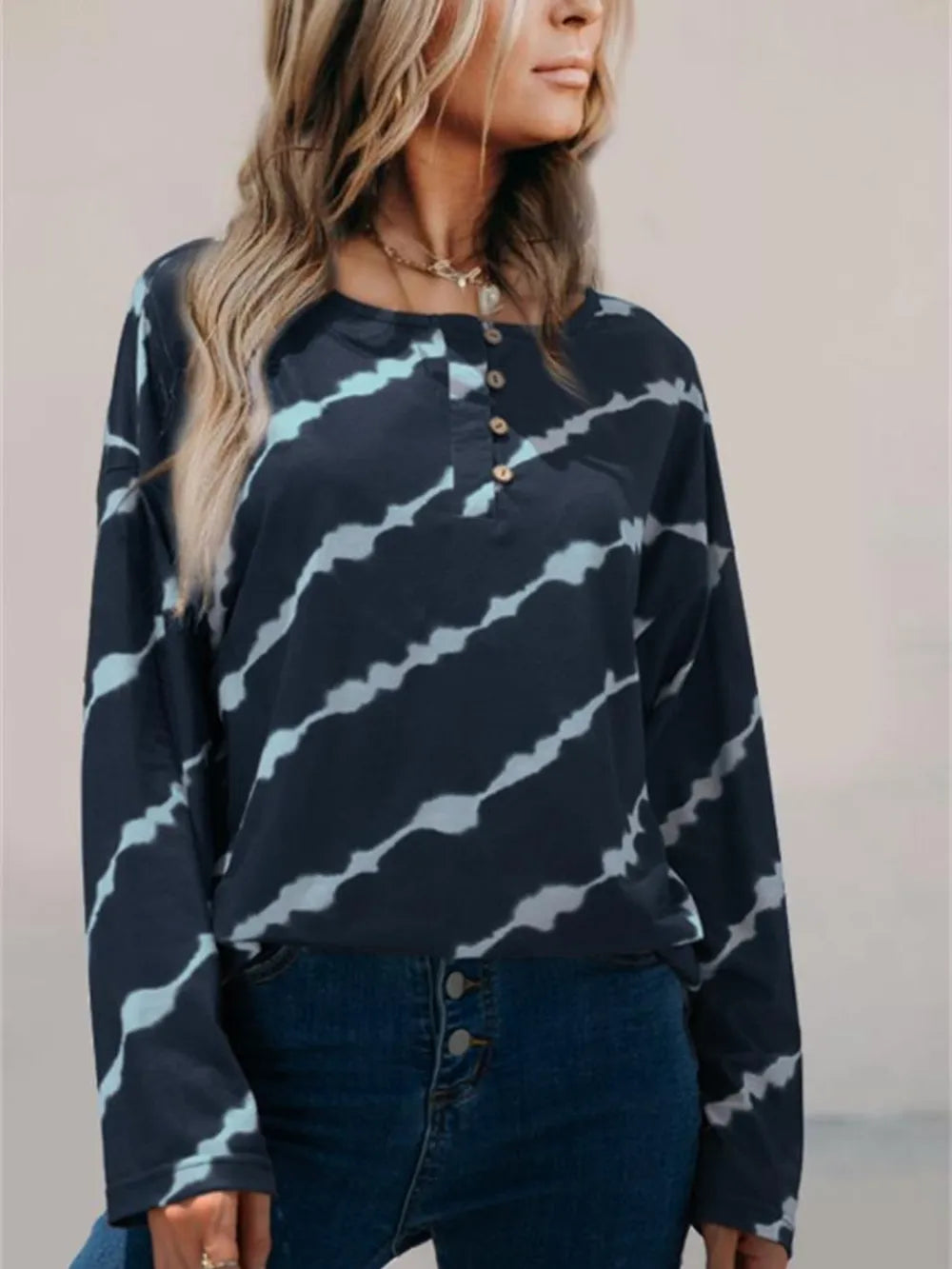 Striped Round Neck Long Sleeve T-Shirt – Trendsi | ClozArt