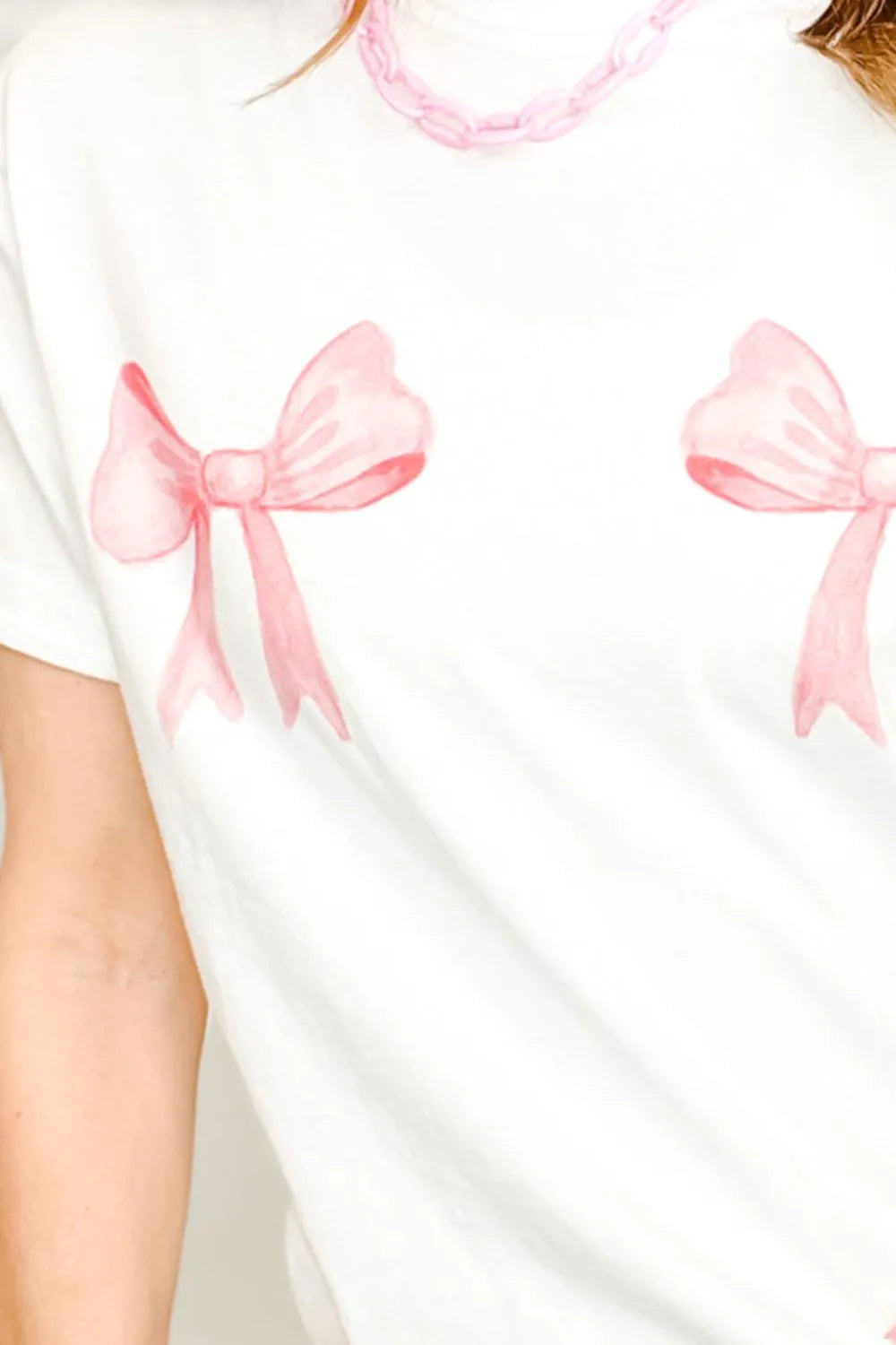 Bow Graphic Round Neck Short Sleeve T-Shirt – Trendsi | ClozArt