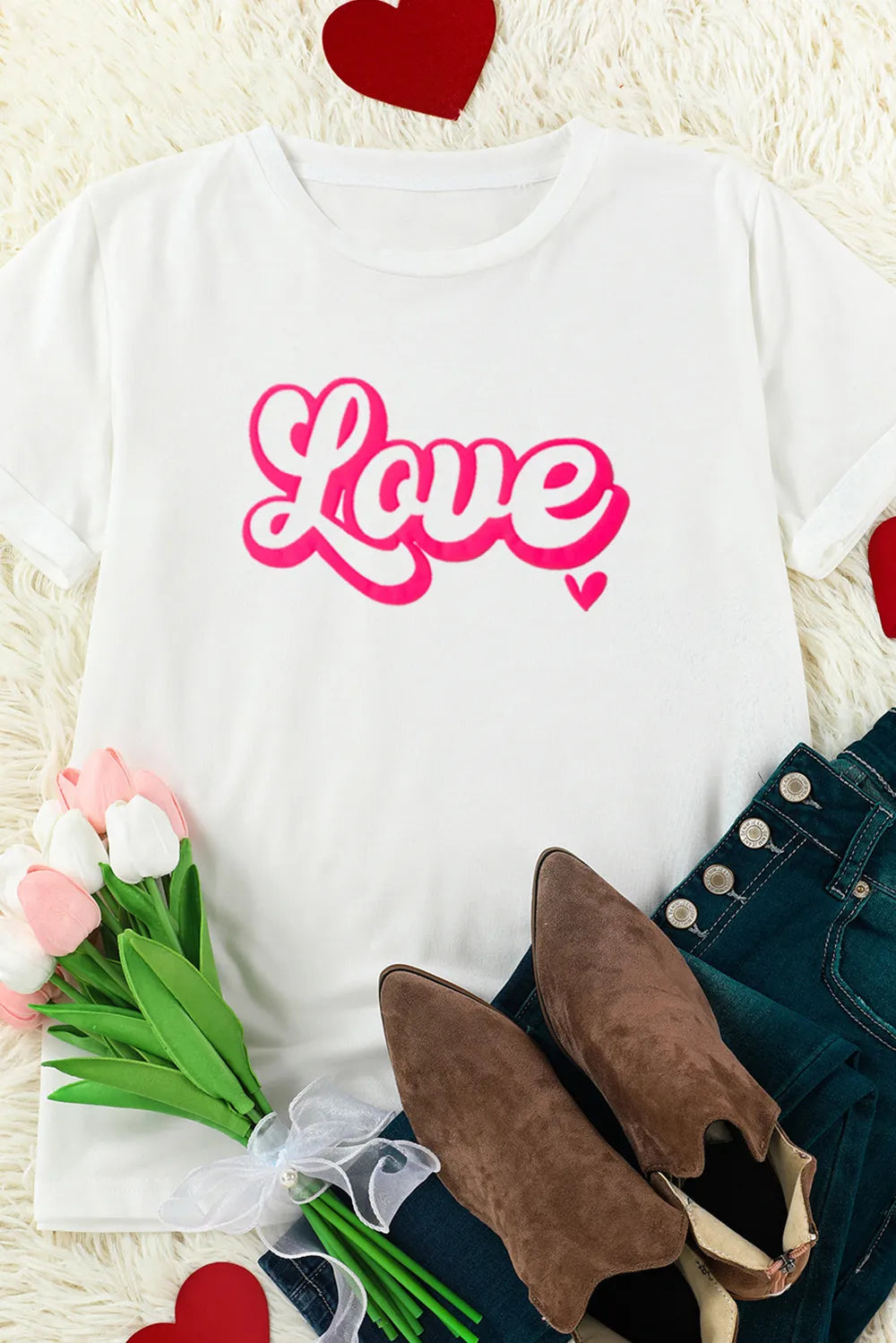 LOVE Round Neck Short Sleeve T-Shirt – Trendsi | ClozArt