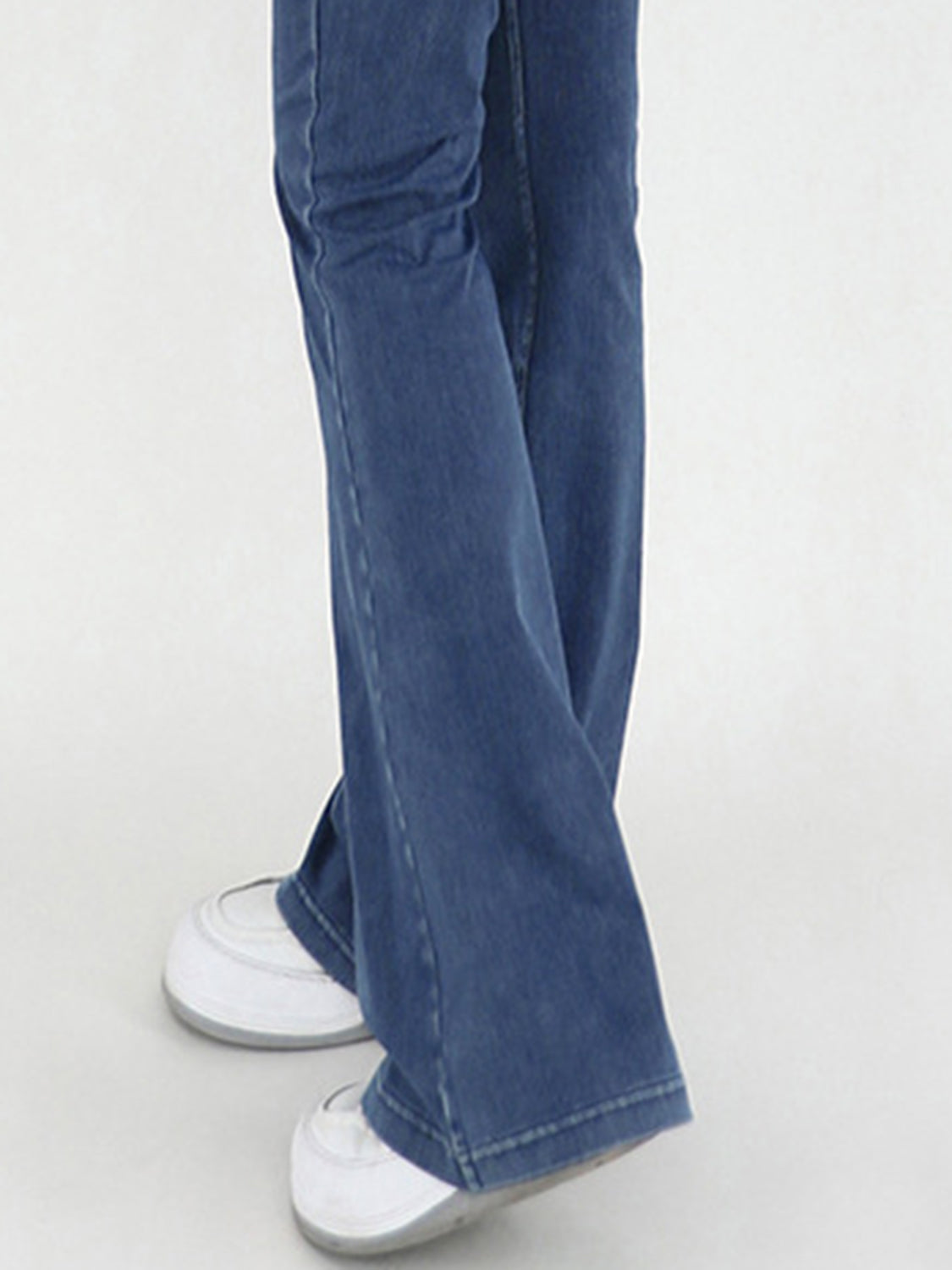 Wide Waistband Bootcut Jeans with Pockets – Trendsi | ClozArt