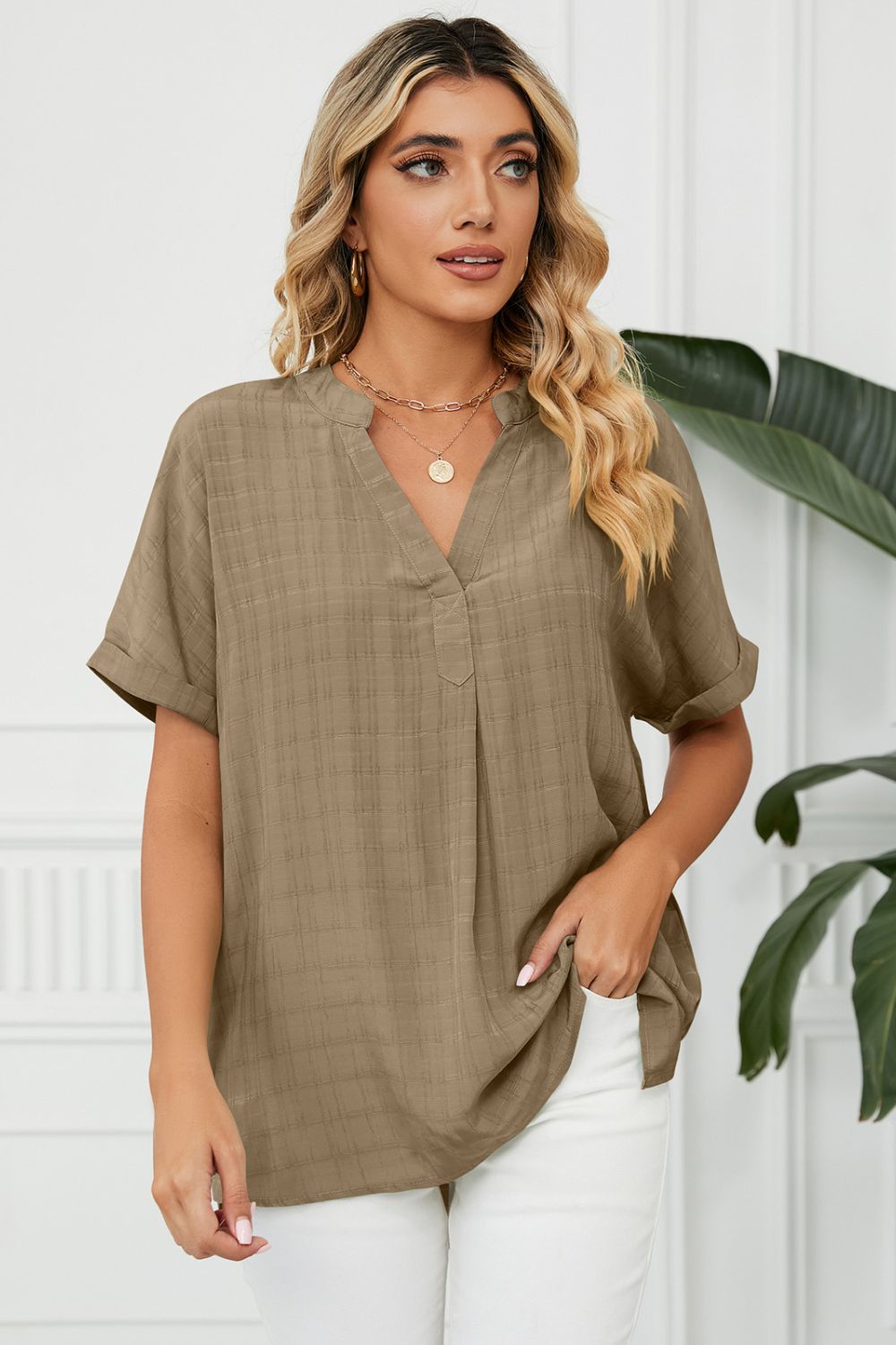 Side Slit Notched Neck Cuffed Short Sleeve Blouse – Trendsi | ClozArt