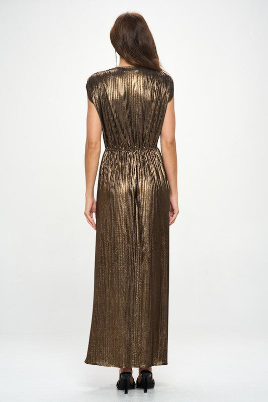 Made in USA Sleeveless Metallic Maxi Dress – Renee C. | ClozArt