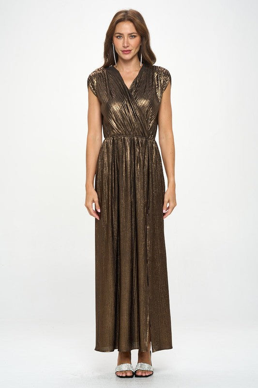 Made in USA Sleeveless Metallic Maxi Dress – Renee C. | ClozArt